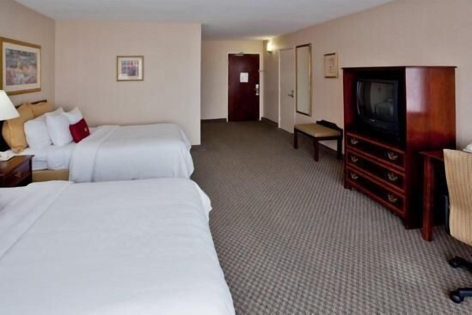 Hotel I-64 Richmond Dumbarton 外观 照片