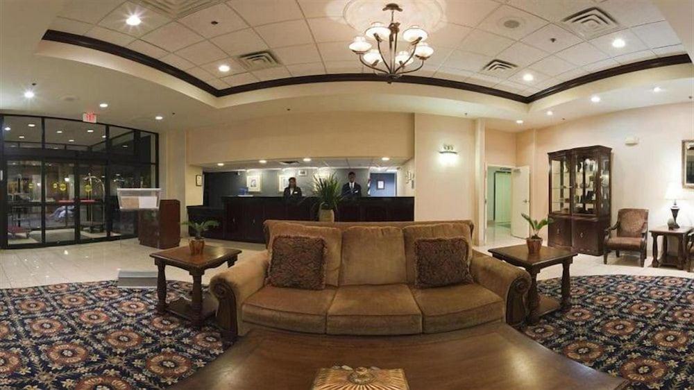 Hotel I-64 Richmond Dumbarton 外观 照片