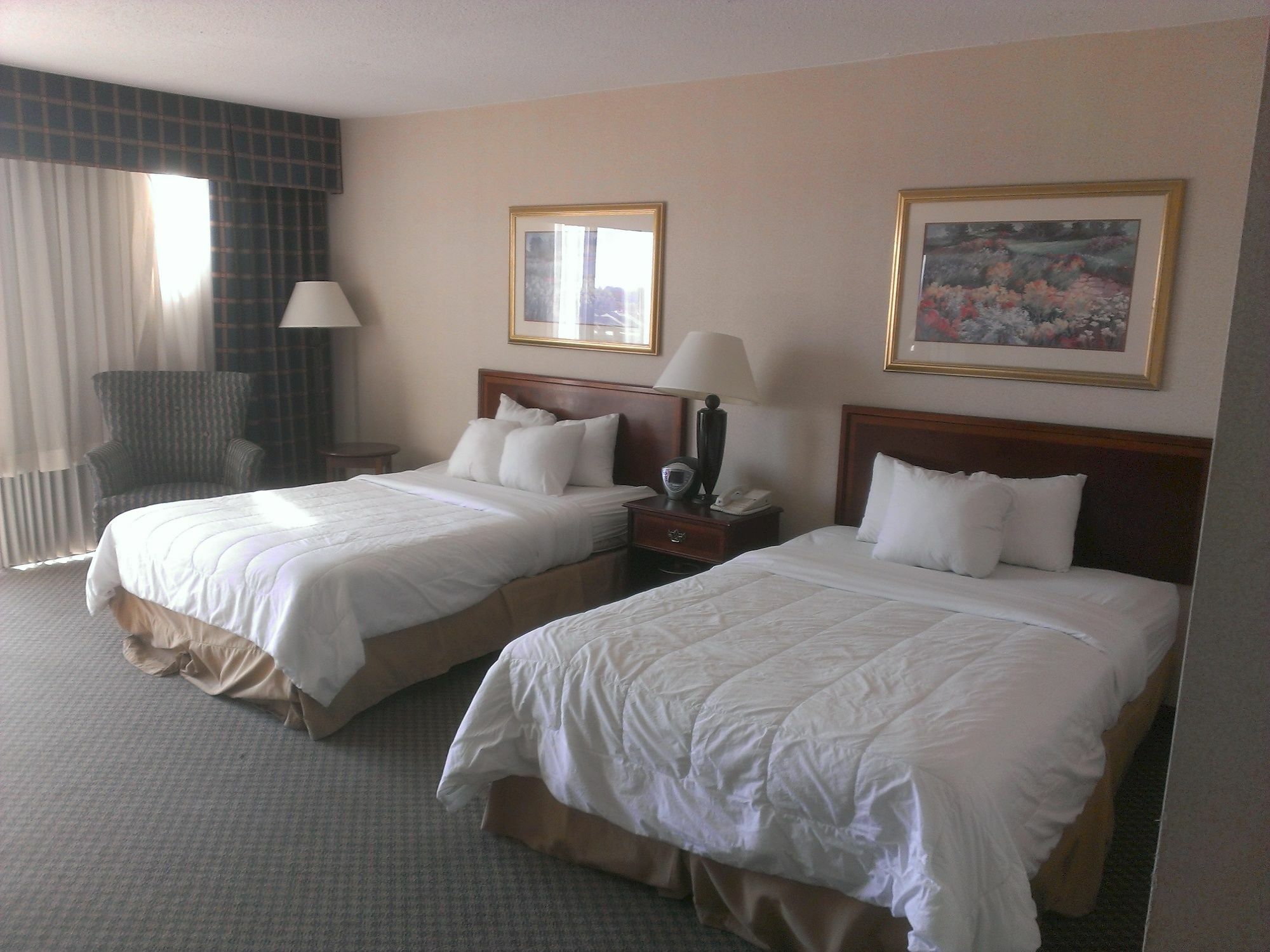 Hotel I-64 Richmond Dumbarton 外观 照片